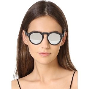 Illesteva Leonard Matte Black with Silver Lens